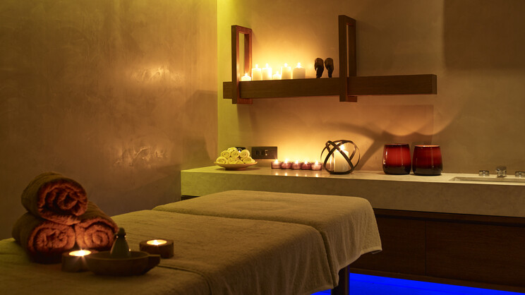 The Ixian Grand & All Suites